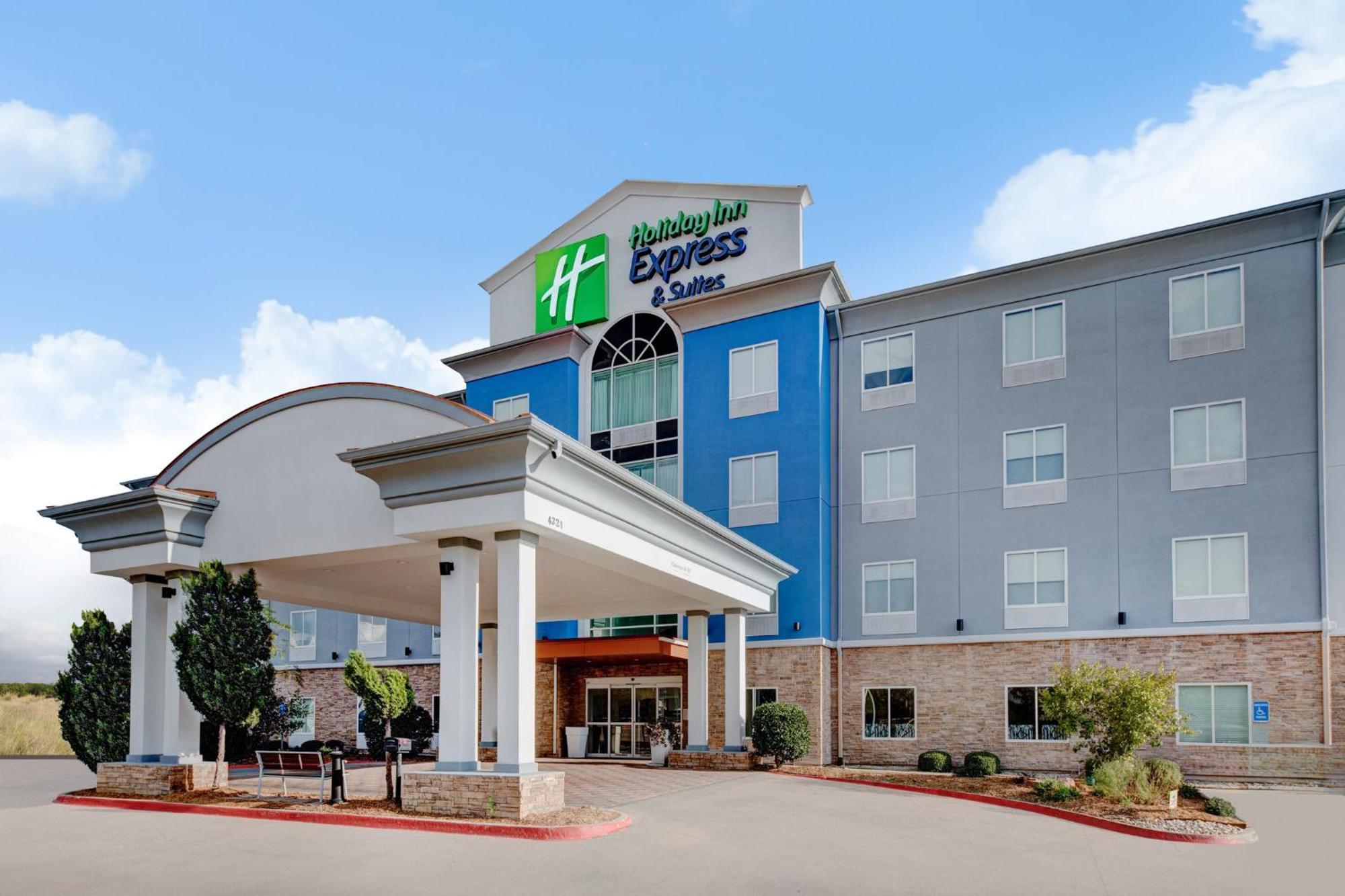 Holiday Inn Express Hotel & Suites Dallas West By Ihg Exterior foto